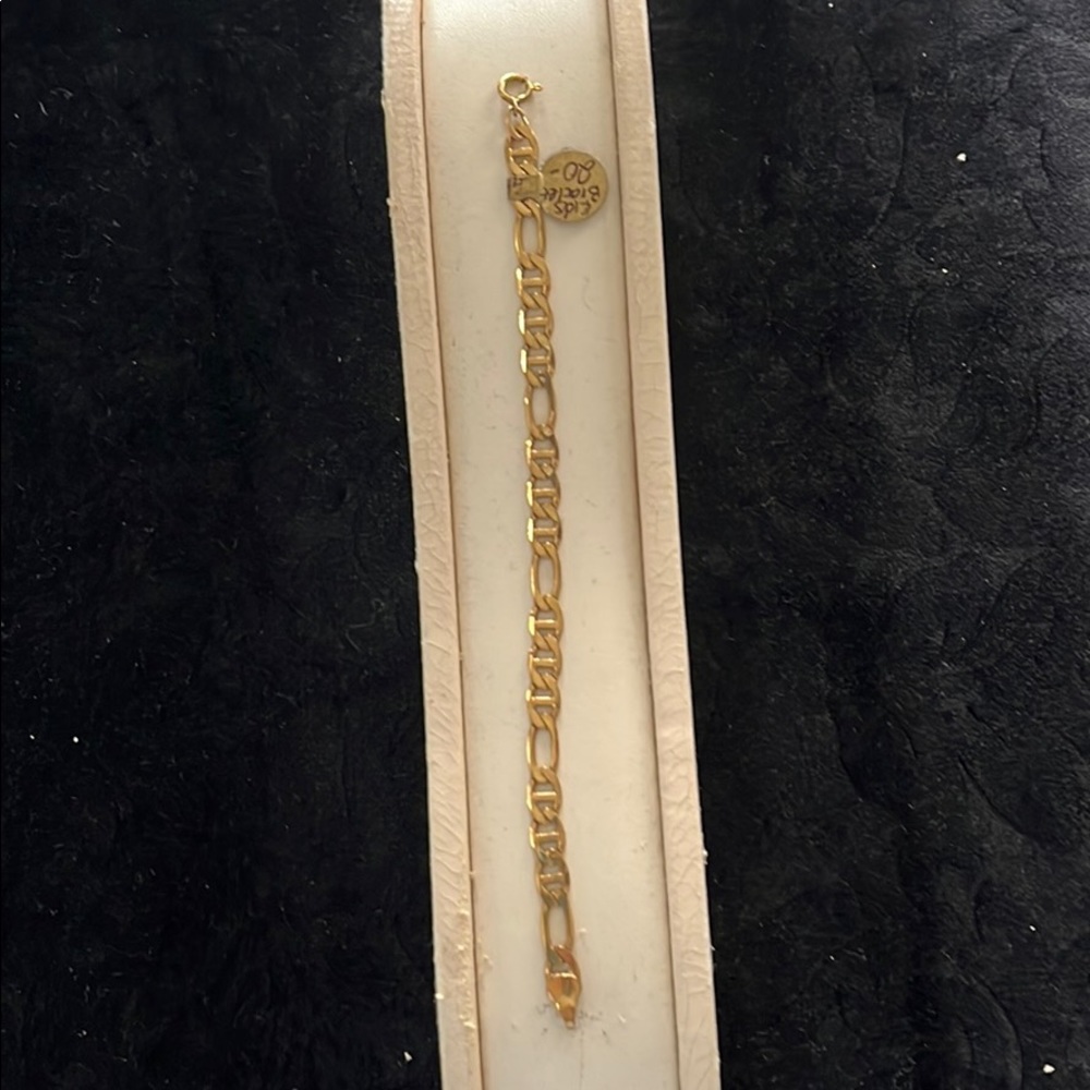 Gold filled 6” bracelet figaro link